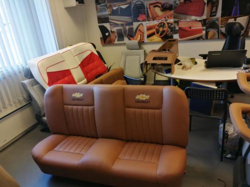 CHEVROLET sofa